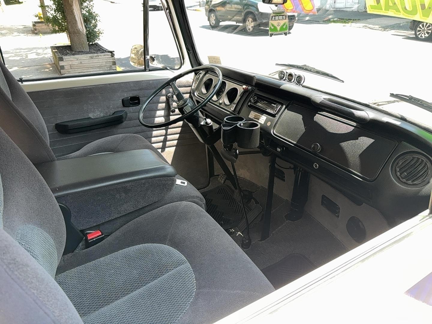 1977 Volkswagen Westfalia Camper Van