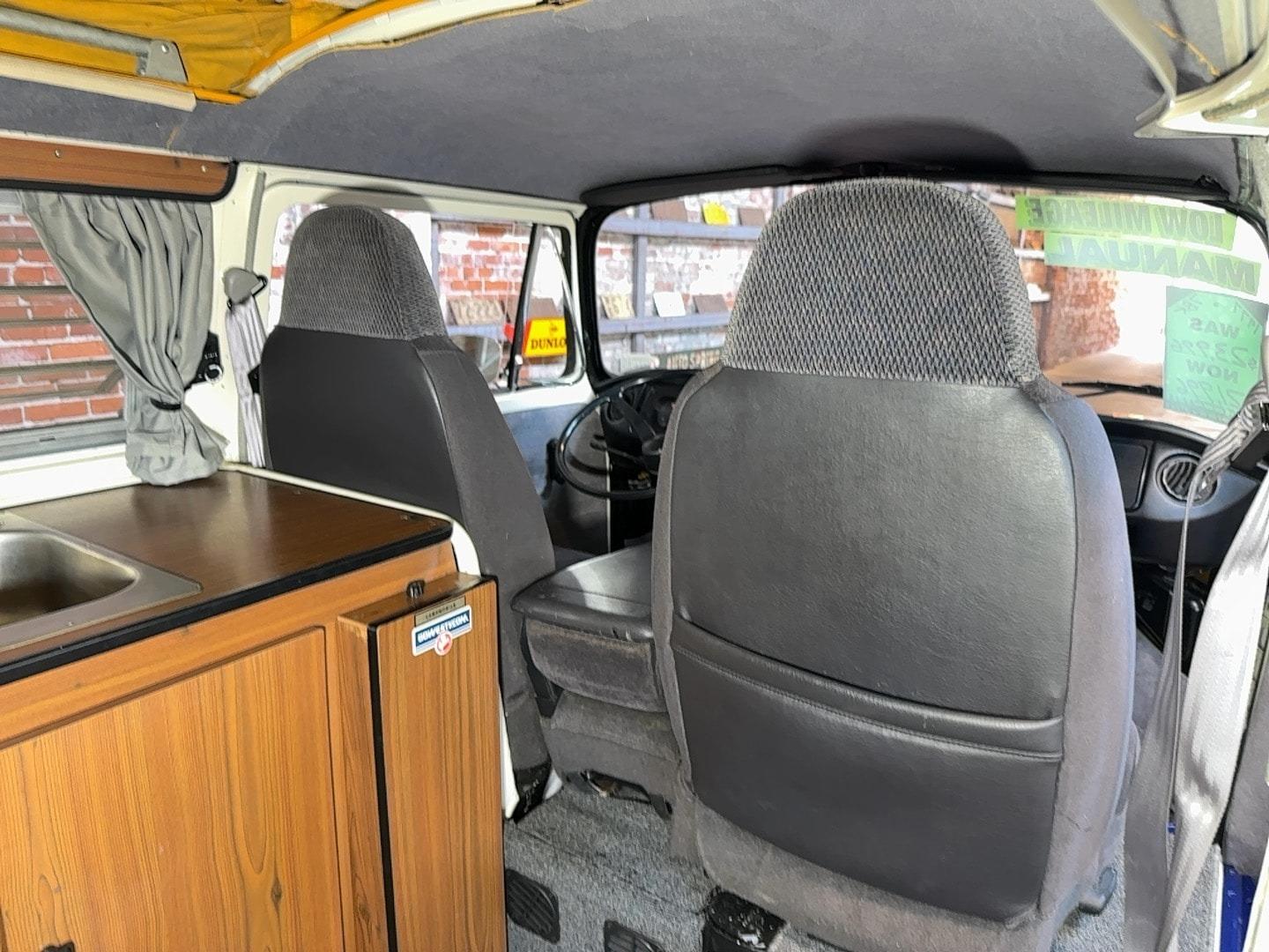 1977 Volkswagen Westfalia Camper Van