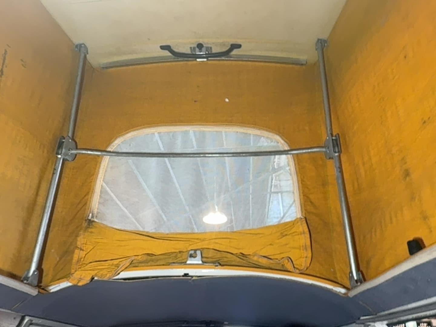 1977 Volkswagen Westfalia Camper Van