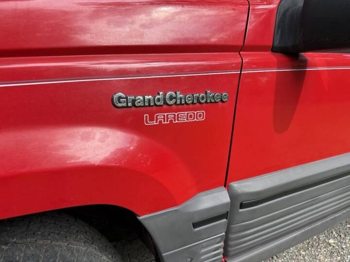 1995 Jeep Grand Cherokee Laredo