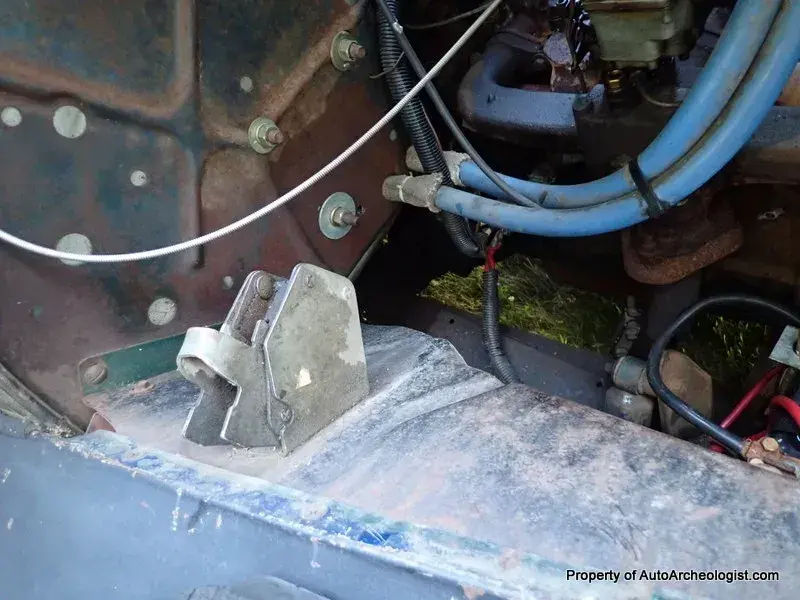 1952 International L120 Flatbed