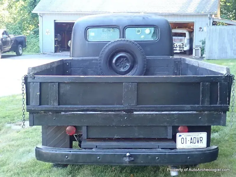 1952 International L120 Flatbed