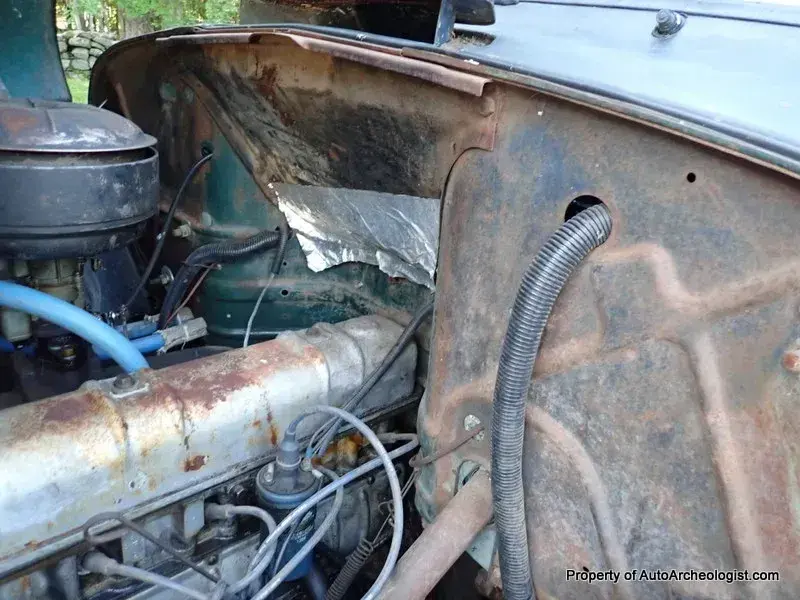 1952 International L120 Flatbed