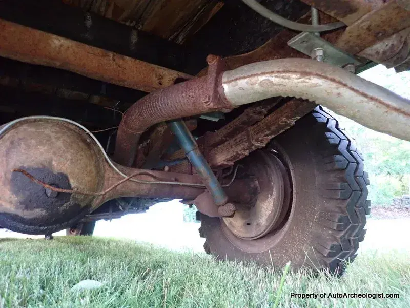 1952 International L120 Flatbed