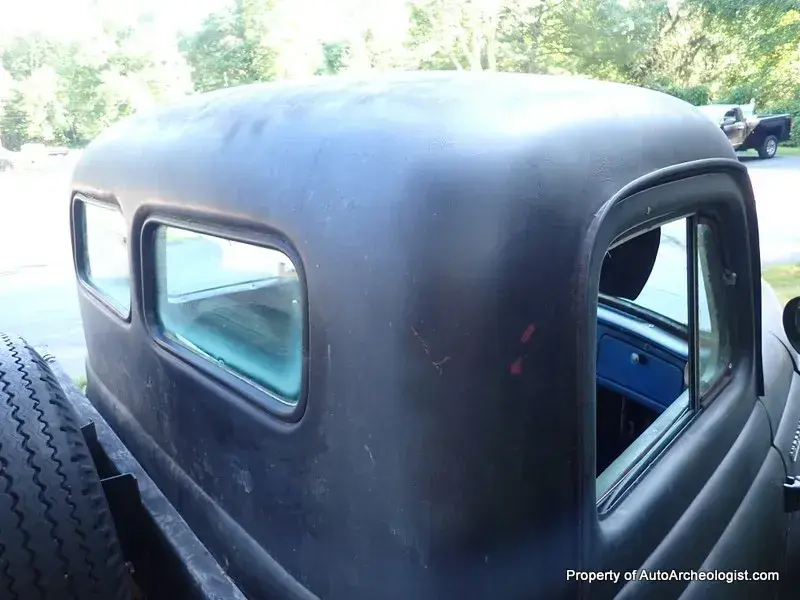 1952 International L120 Flatbed