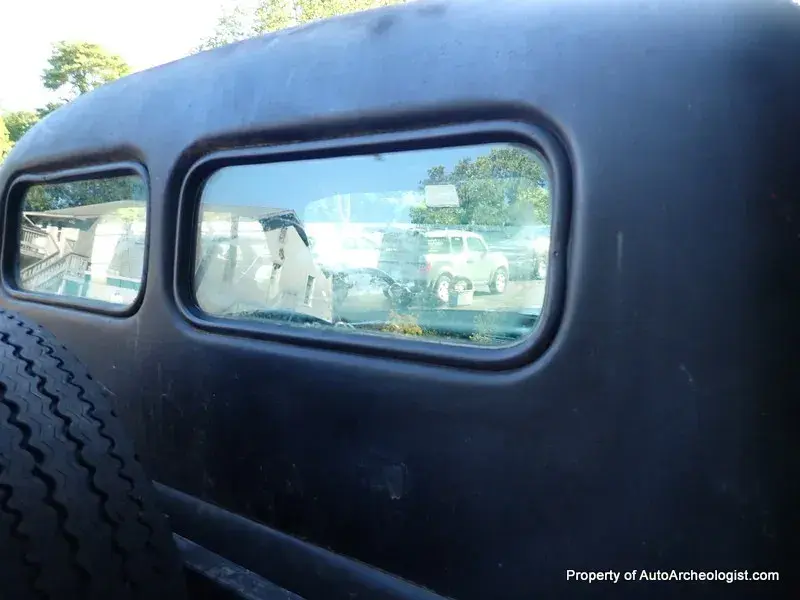 1952 International L120 Flatbed