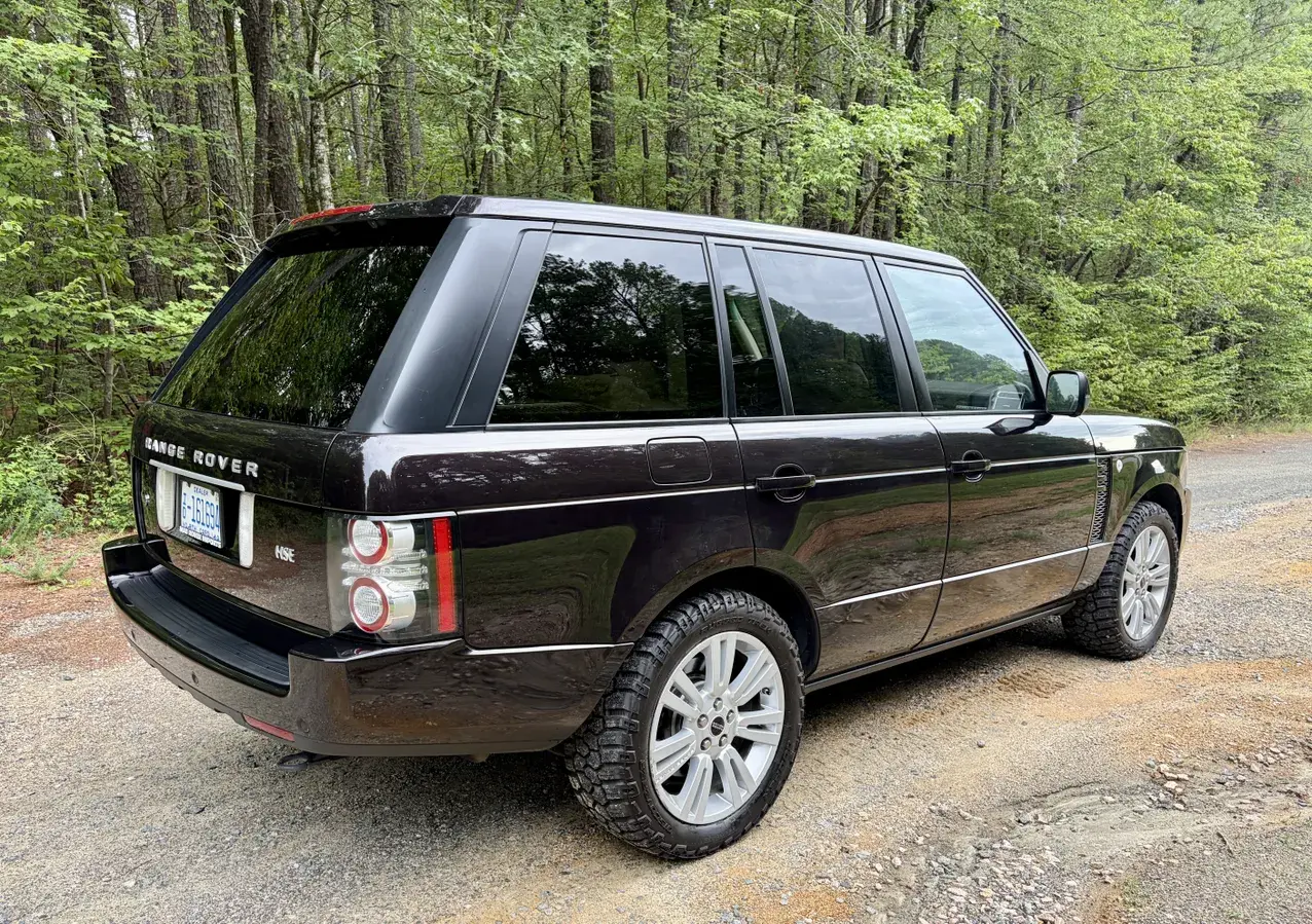 2012 Land Rover Range Rover HSE Luxury - 3