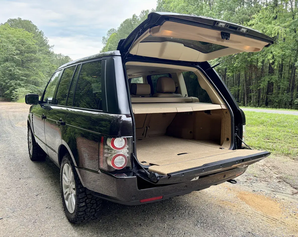 2012 Land Rover Range Rover HSE Luxury