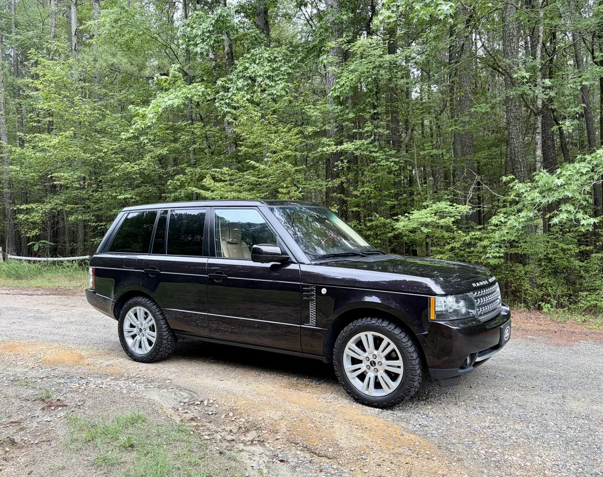 2012 Land Rover Range Rover HSE Luxury