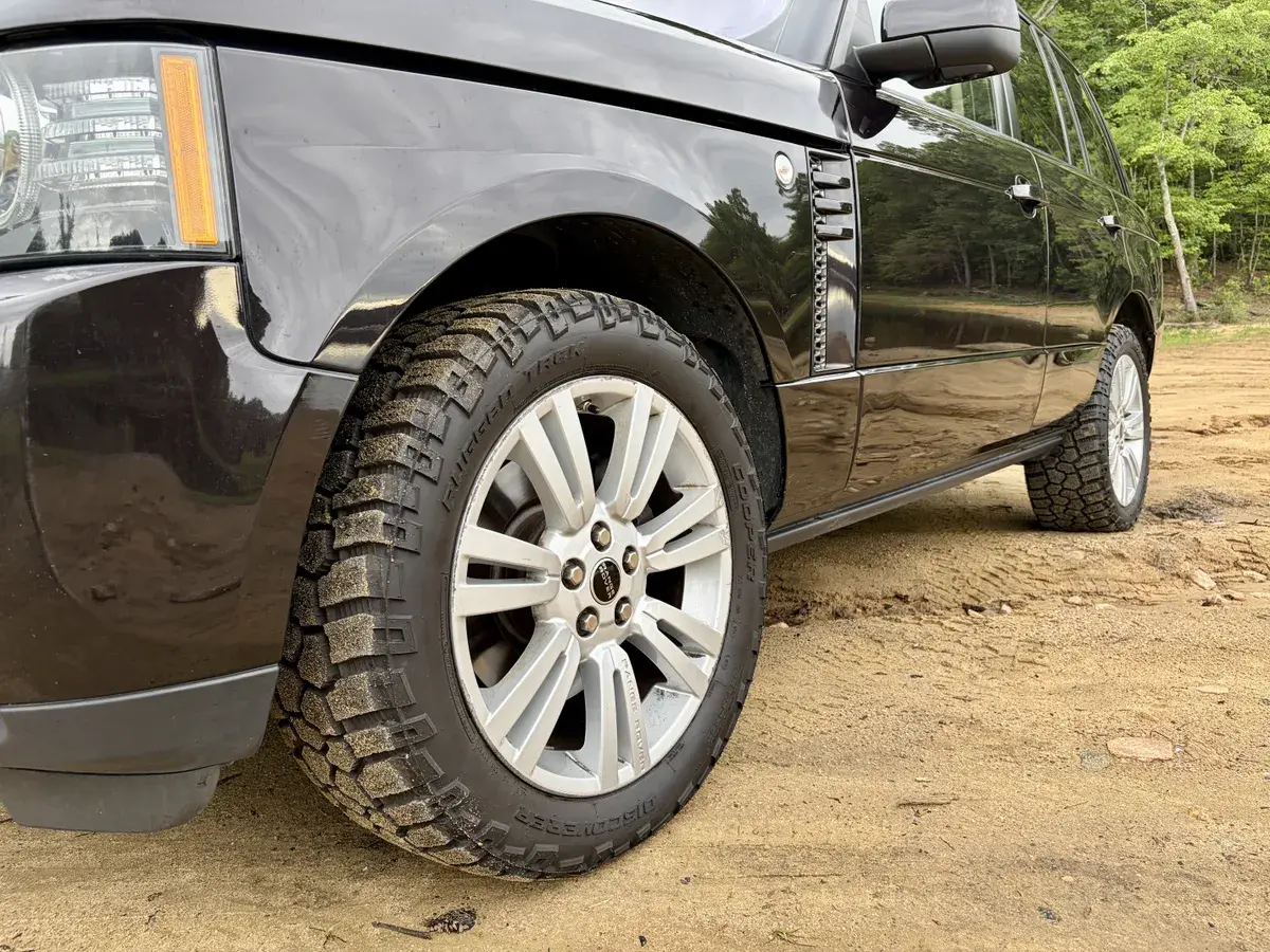 2012 Land Rover Range Rover HSE Luxury