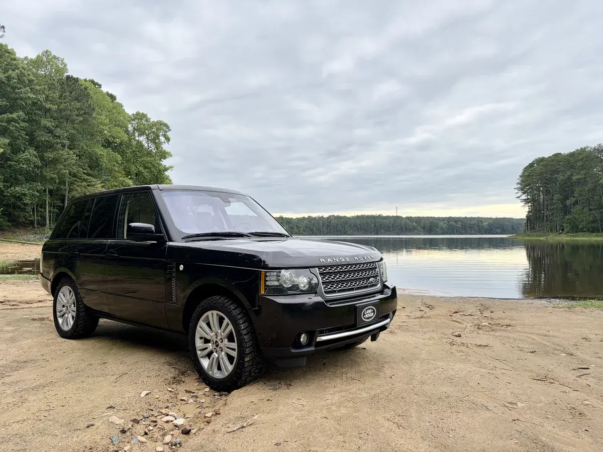 2012 Land Rover Range Rover HSE Luxury