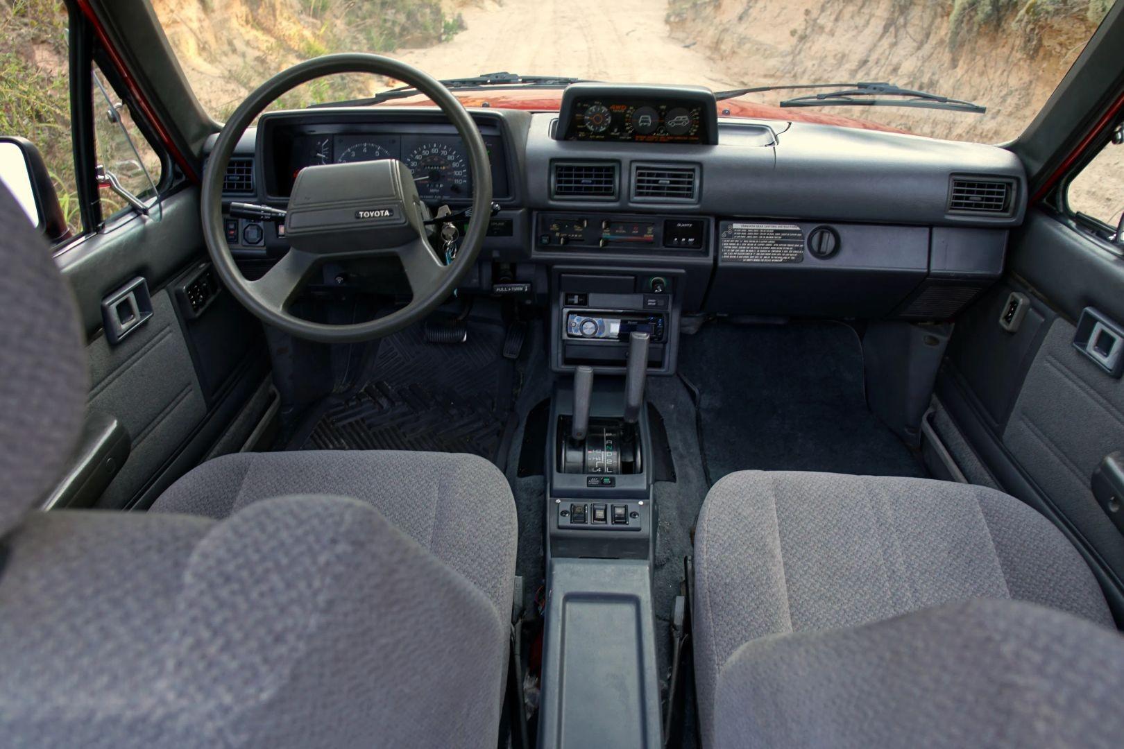 1986 Toyota 4Runner DLX