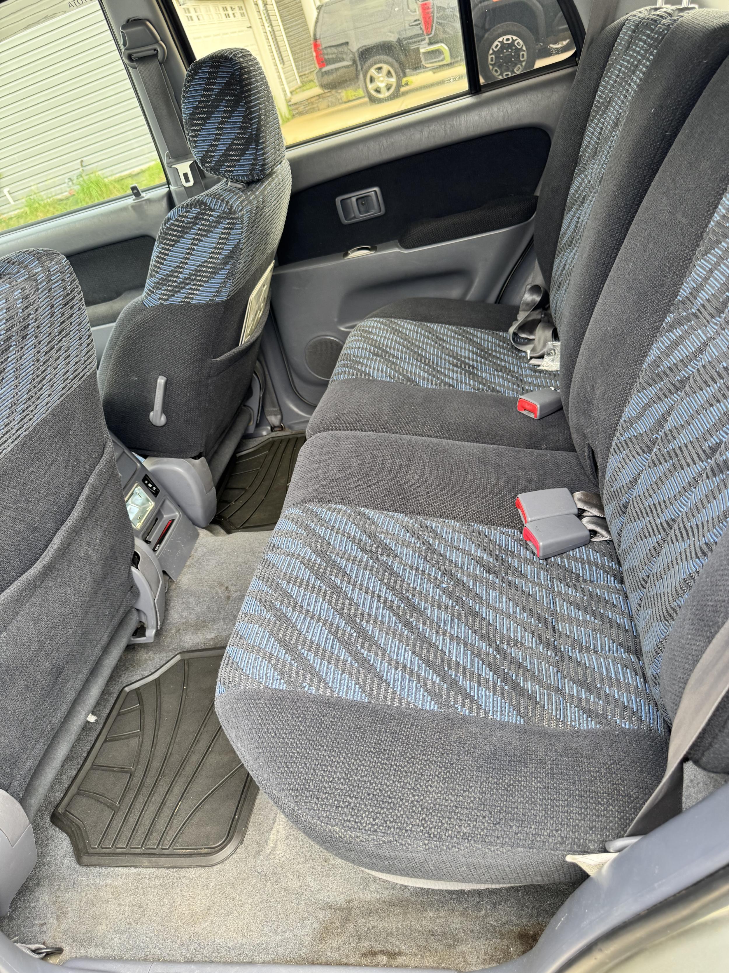 1999 Toyota Hilux Surf SSR-X