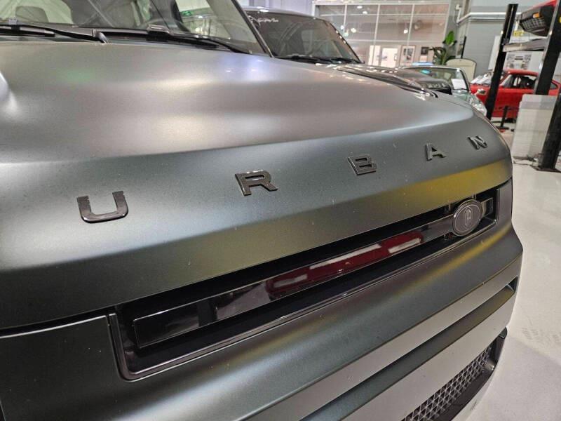 2025 Land Rover Defender 110 V8 Urban Widetrack