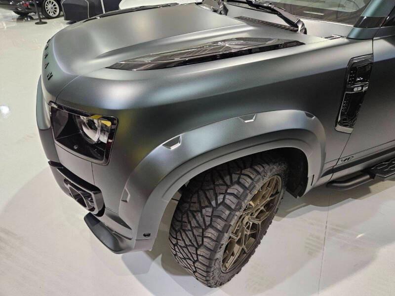 2025 Land Rover Defender 110 V8 Urban Widetrack - 2