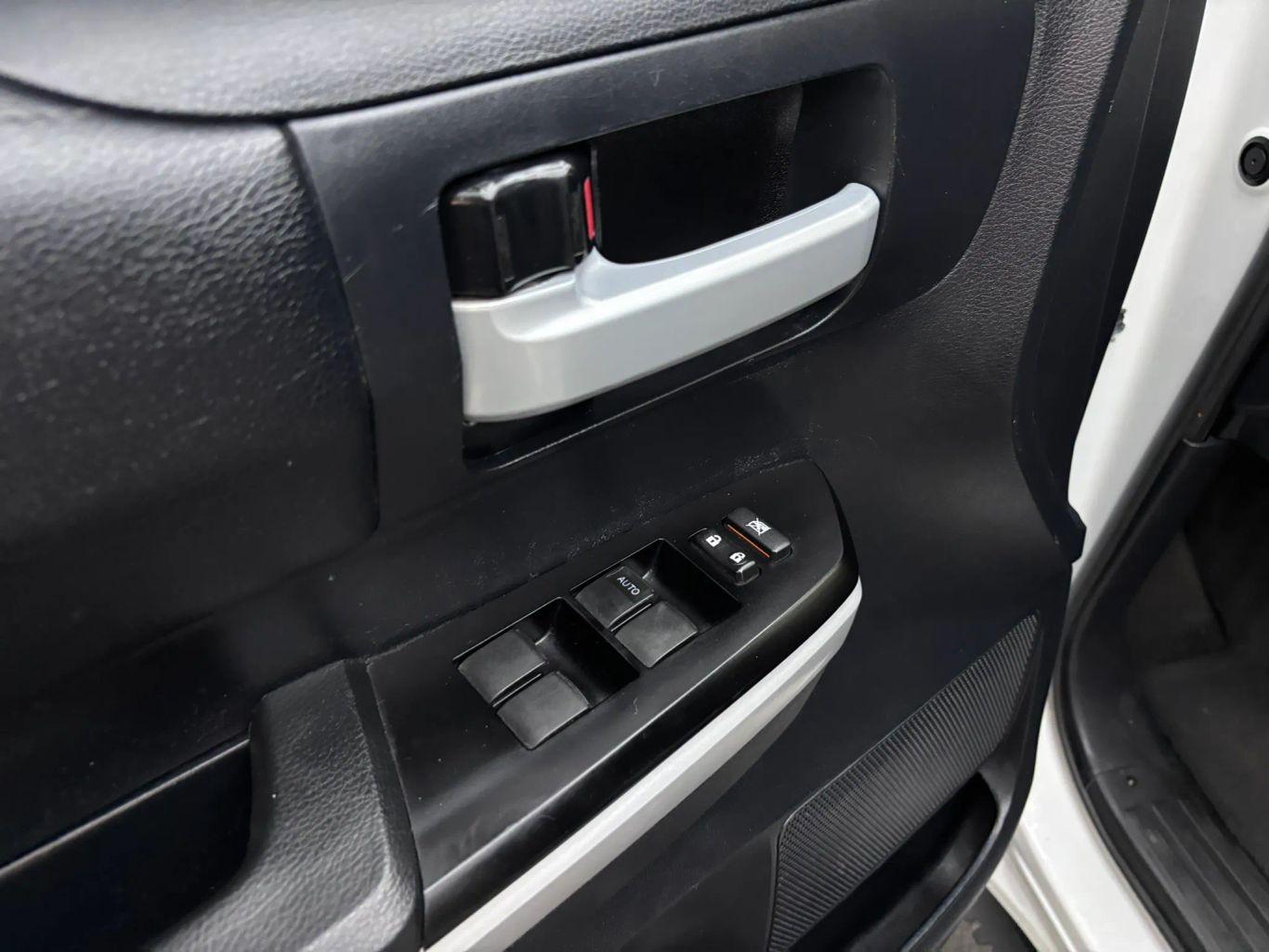 2019 Toyota Tundra SR5