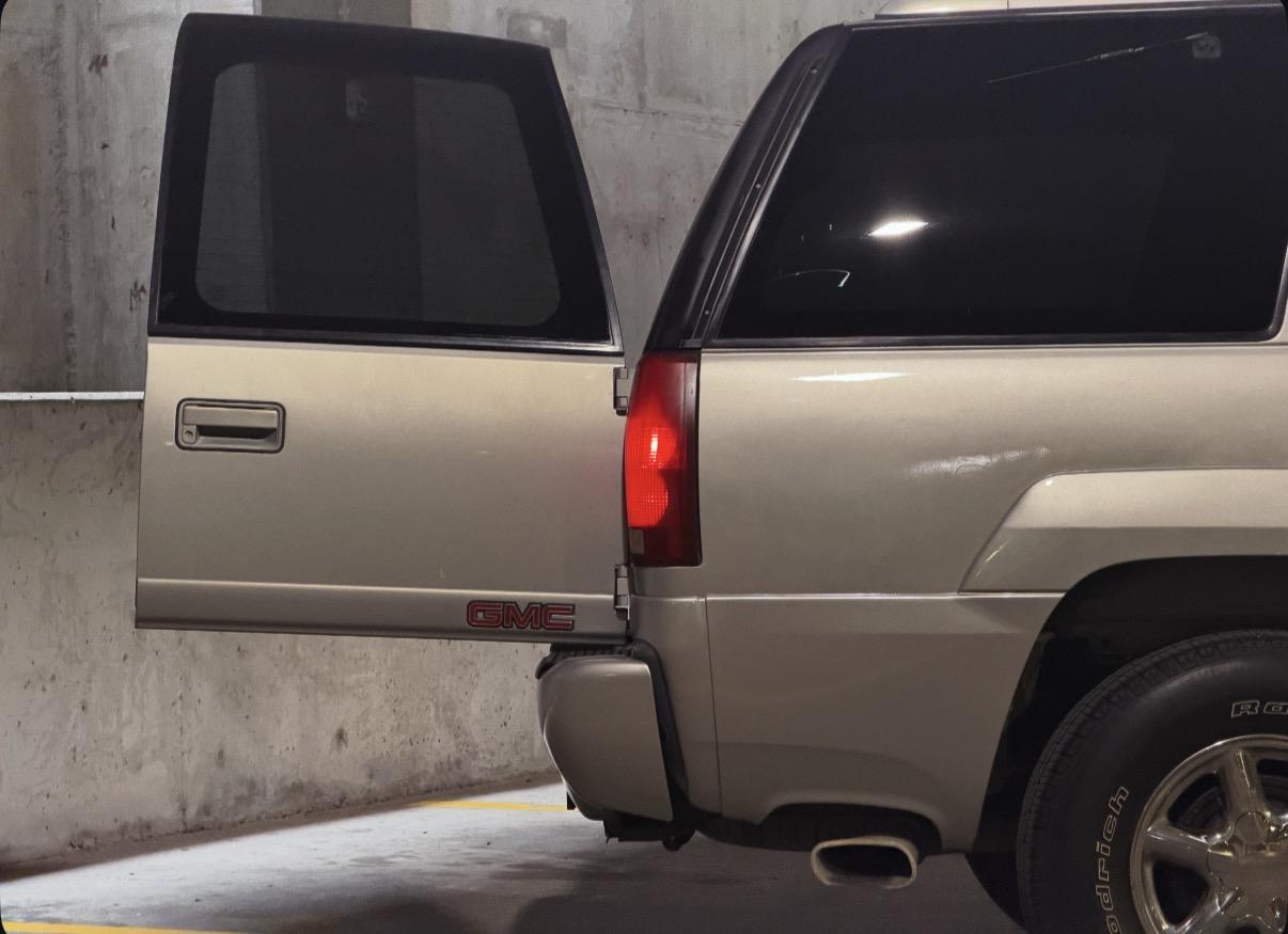 2000 GMC Yukon Denali