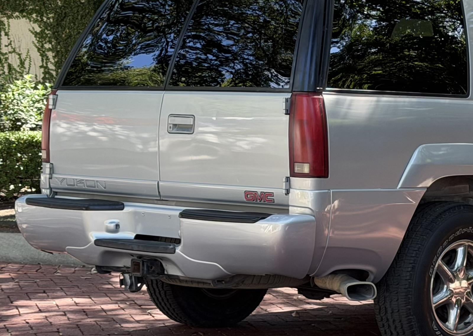 2000 GMC Yukon Denali