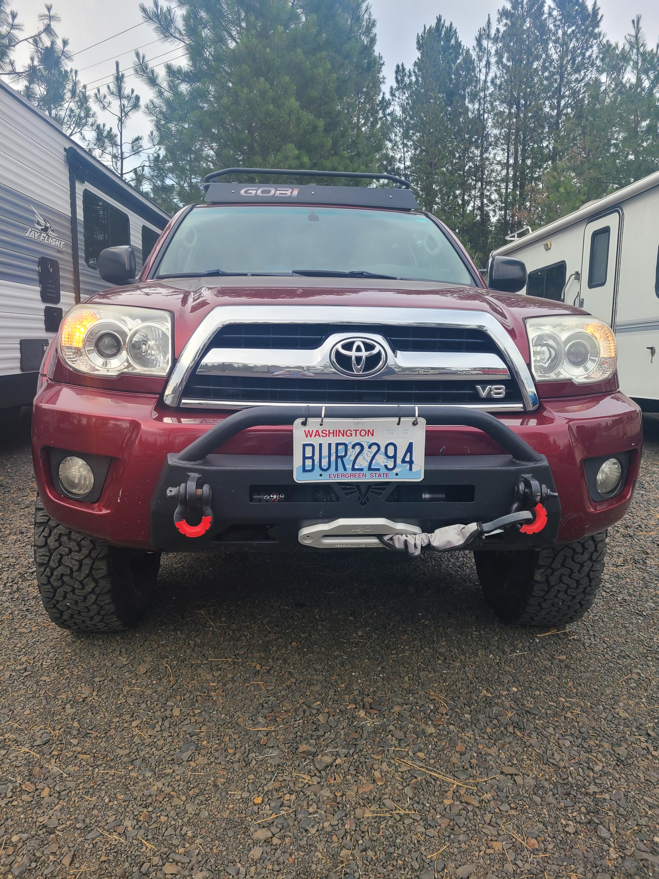 V8-Powered 2007 Toyota 4Runner SR5 - 4