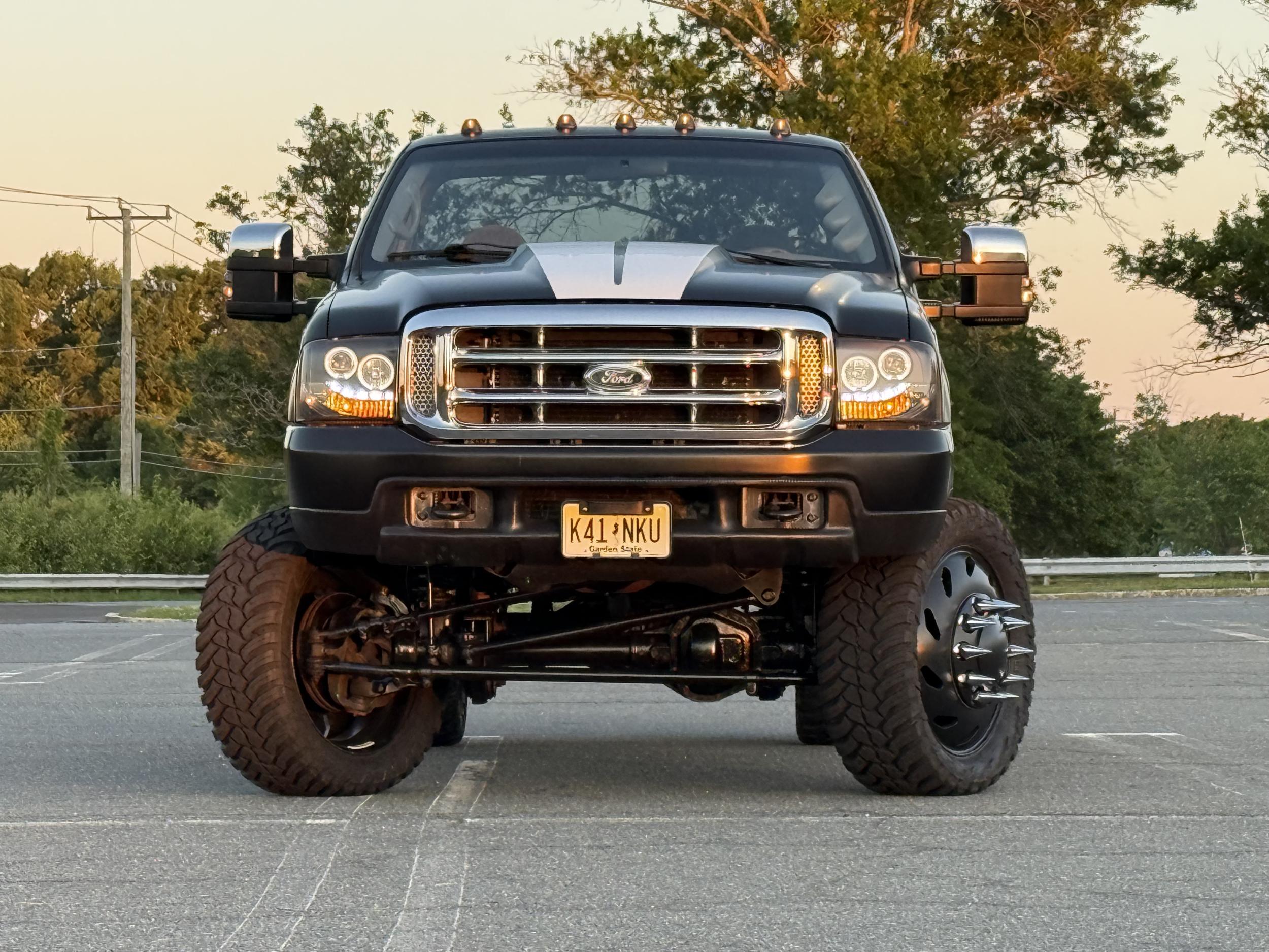 2000 Ford F-350 XLT Wide-Track Conversion