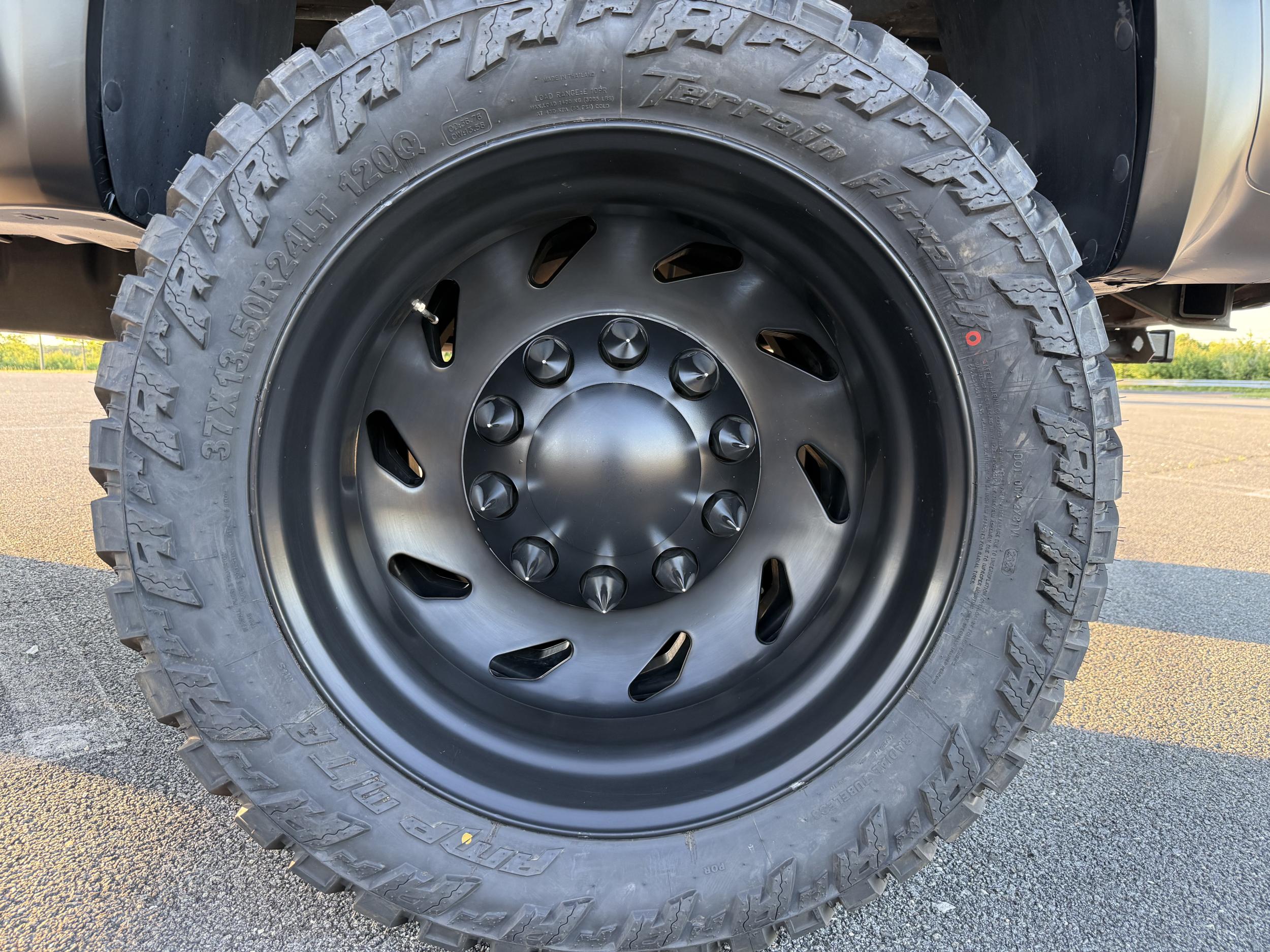 2000 Ford F-350 XLT Wide-Track Conversion