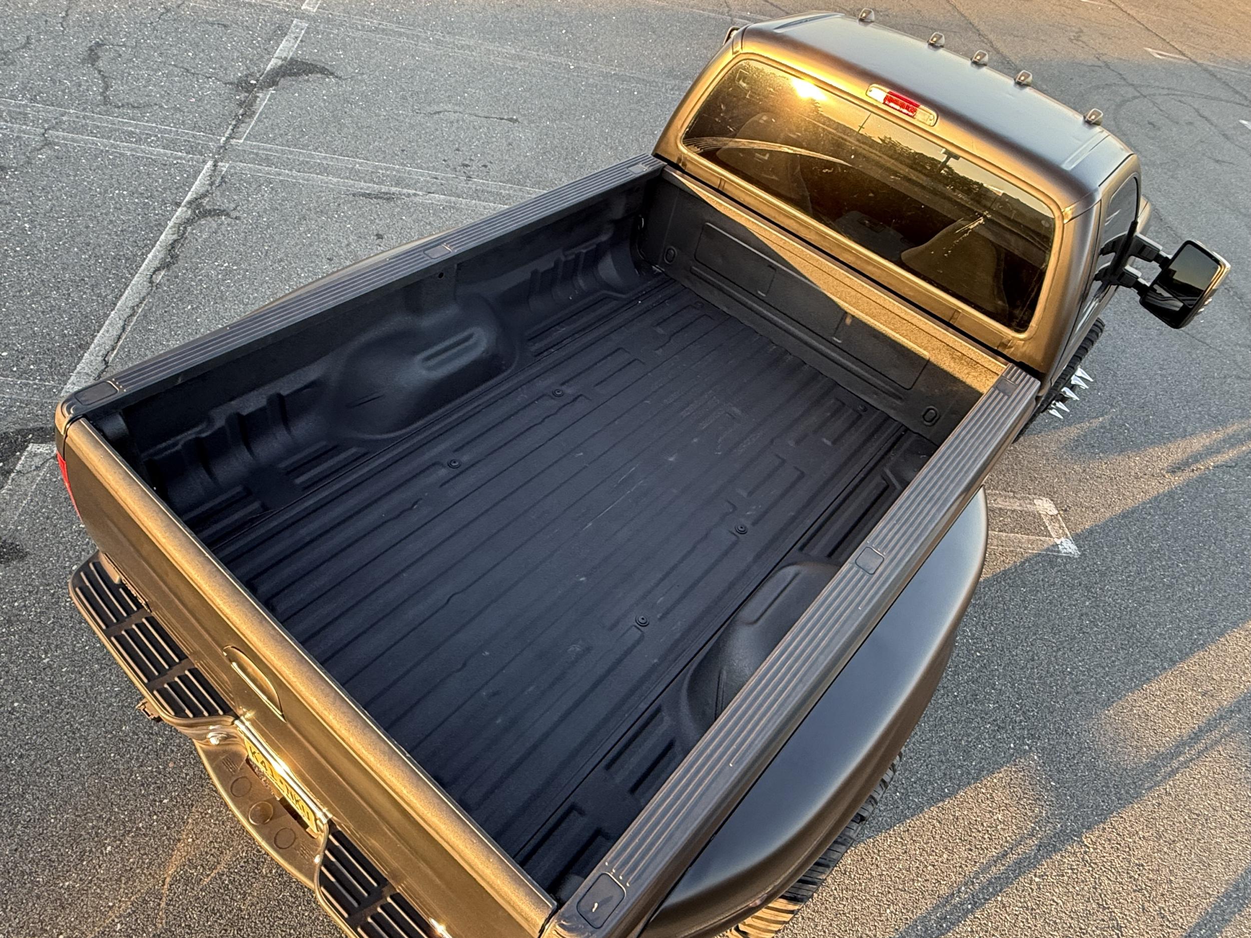 2000 Ford F-350 XLT Wide-Track Conversion