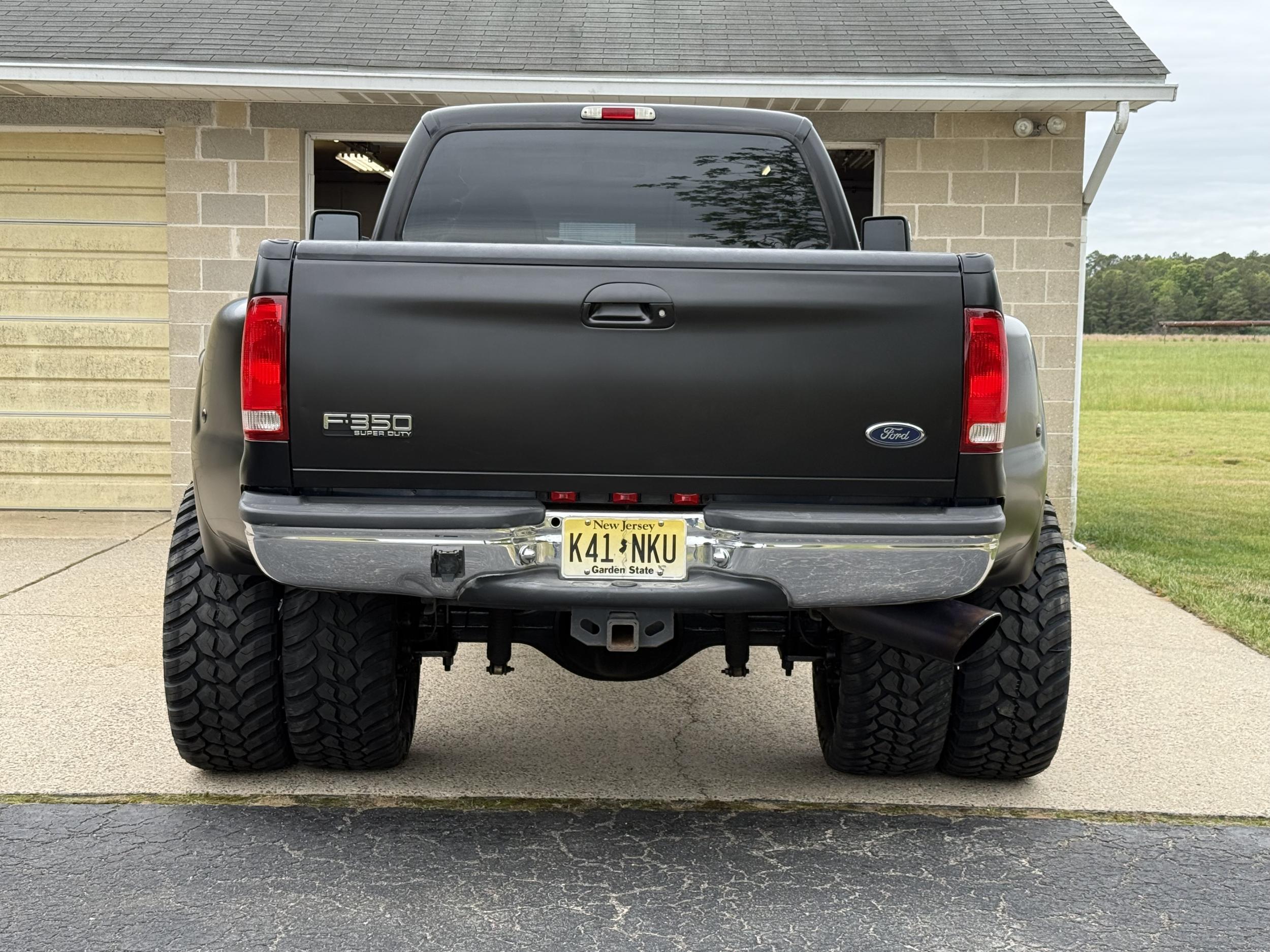 2000 Ford F-350 XLT Wide-Track Conversion