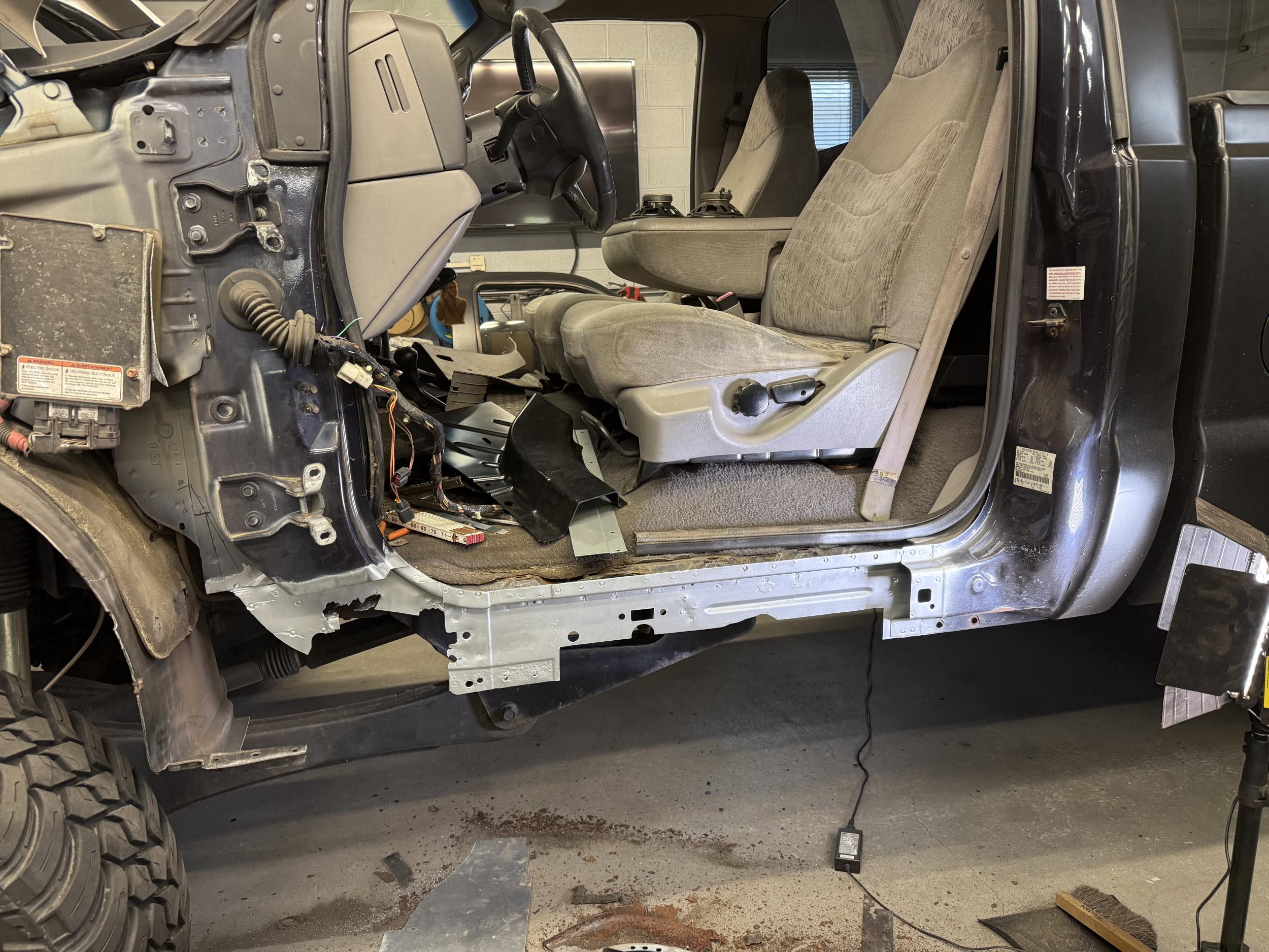 2000 Ford F-350 XLT Wide-Track Conversion