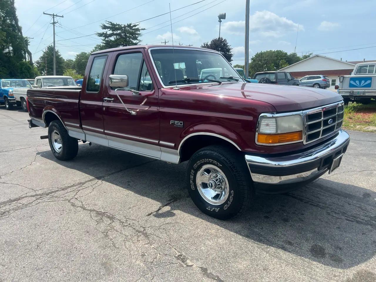 1996 Ford F-150 XLT - 2