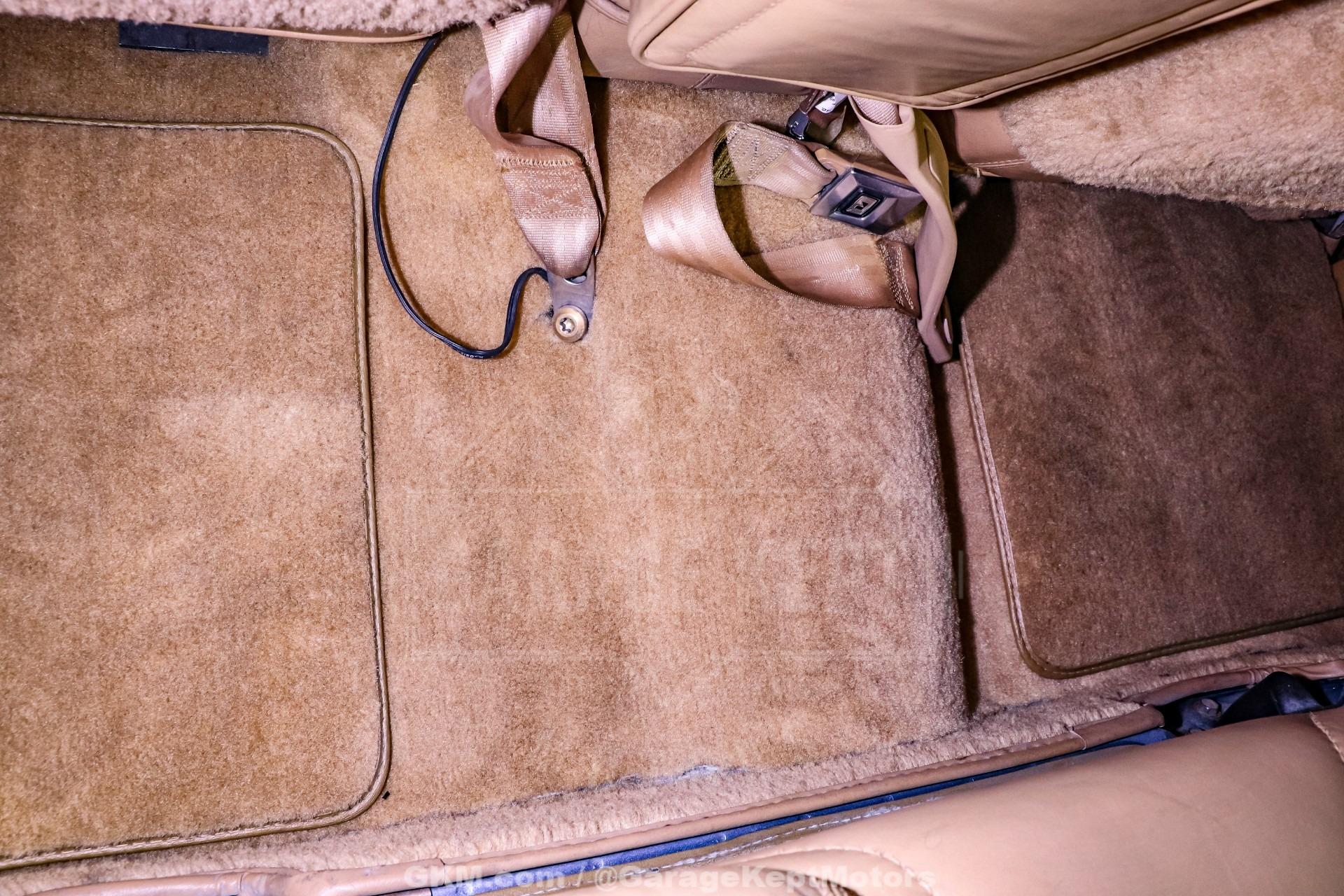 1987 Jeep Grand Wagoneer