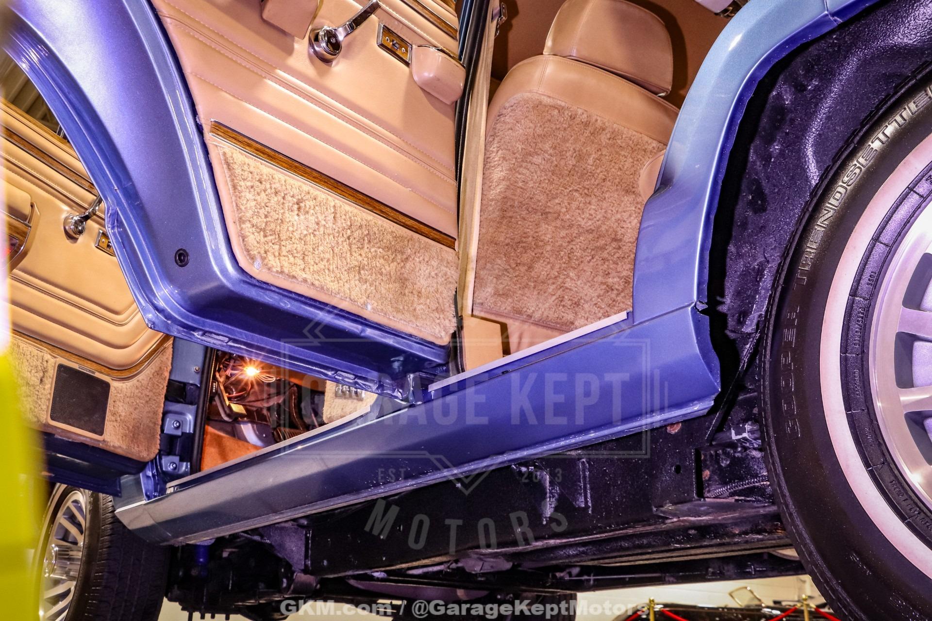 1987 Jeep Grand Wagoneer