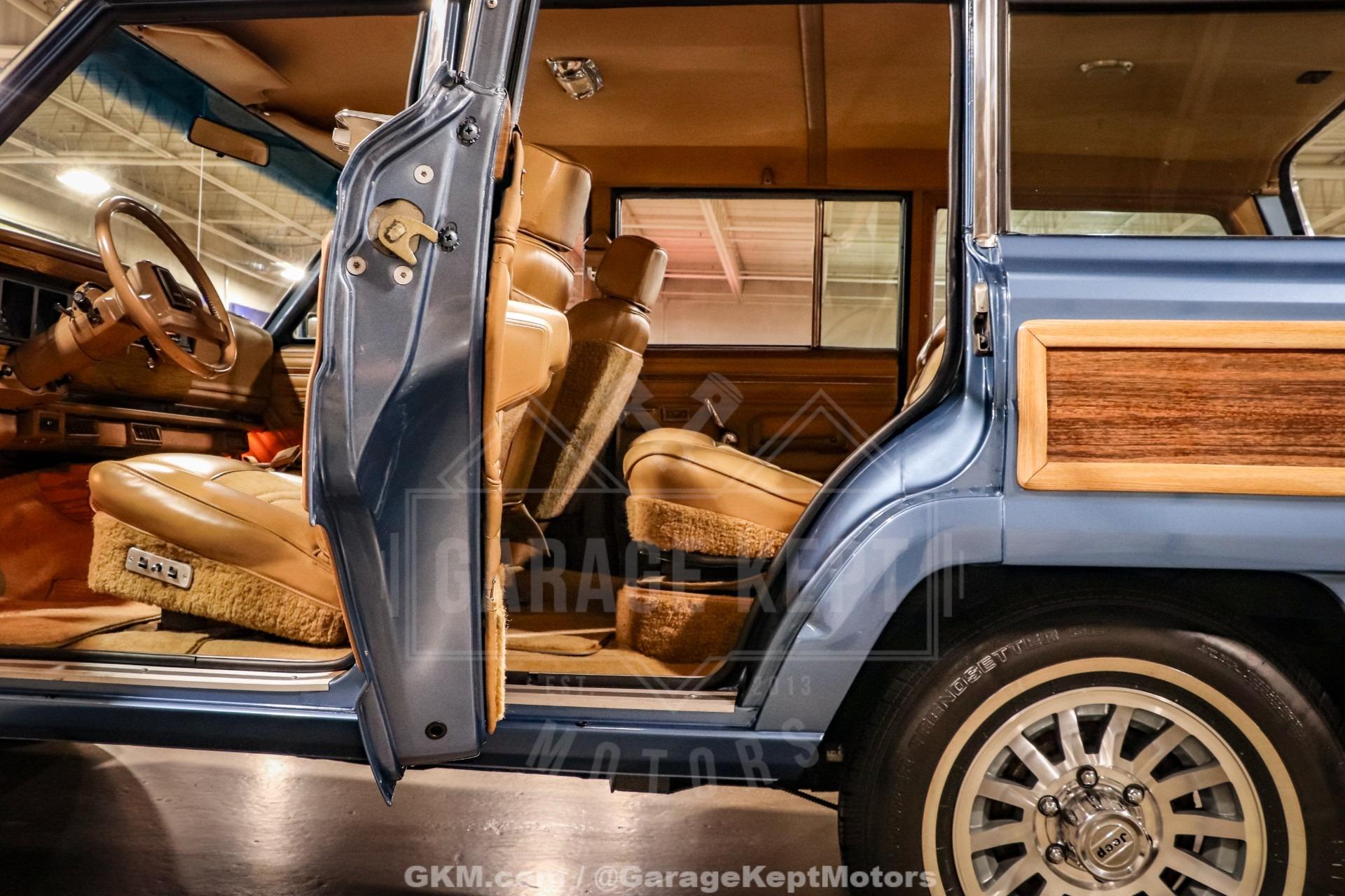 1987 Jeep Grand Wagoneer