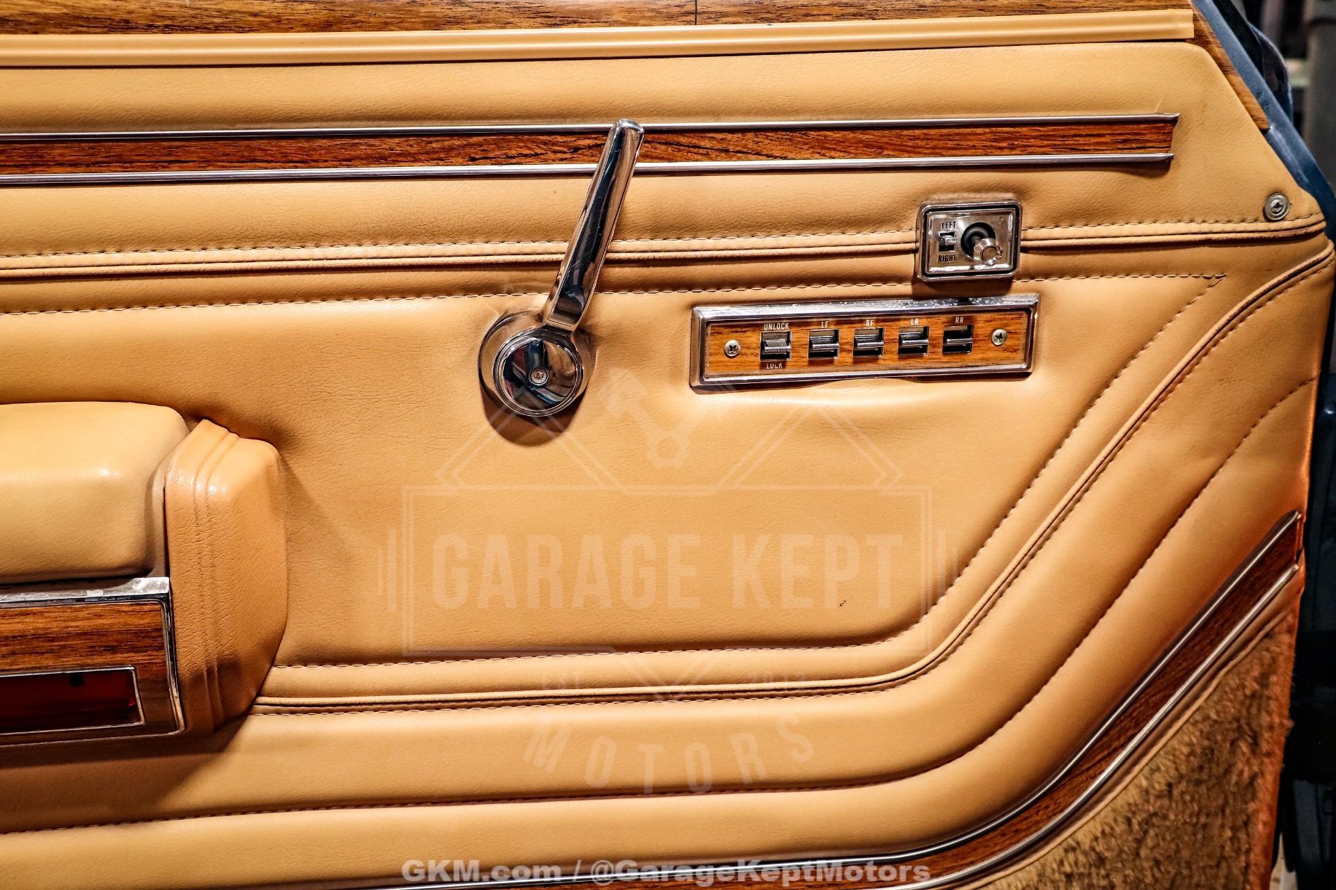 1987 Jeep Grand Wagoneer