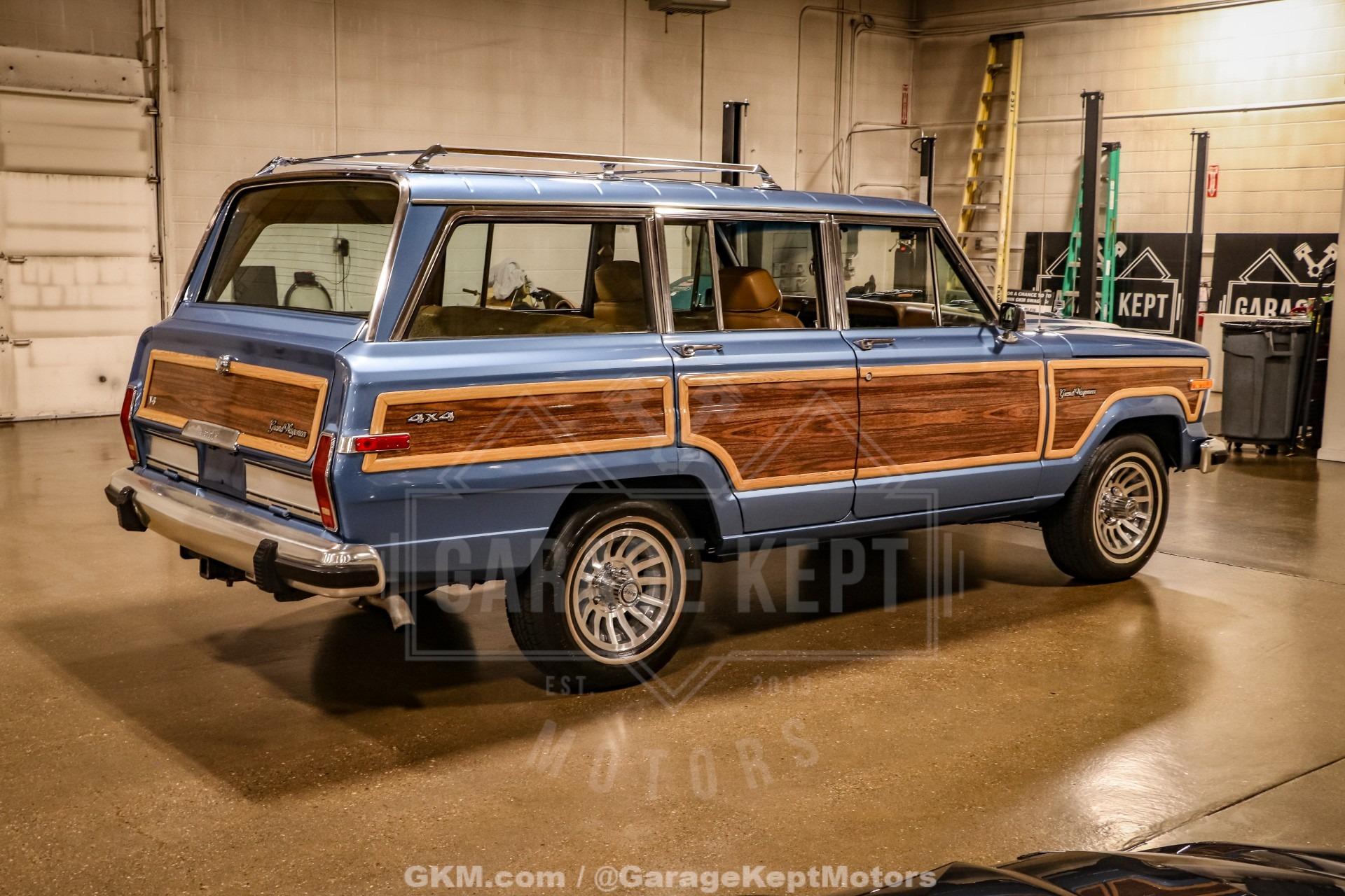 1987 Jeep Grand Wagoneer
