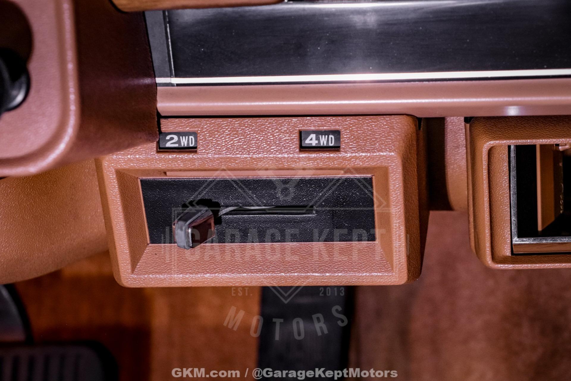 1987 Jeep Grand Wagoneer