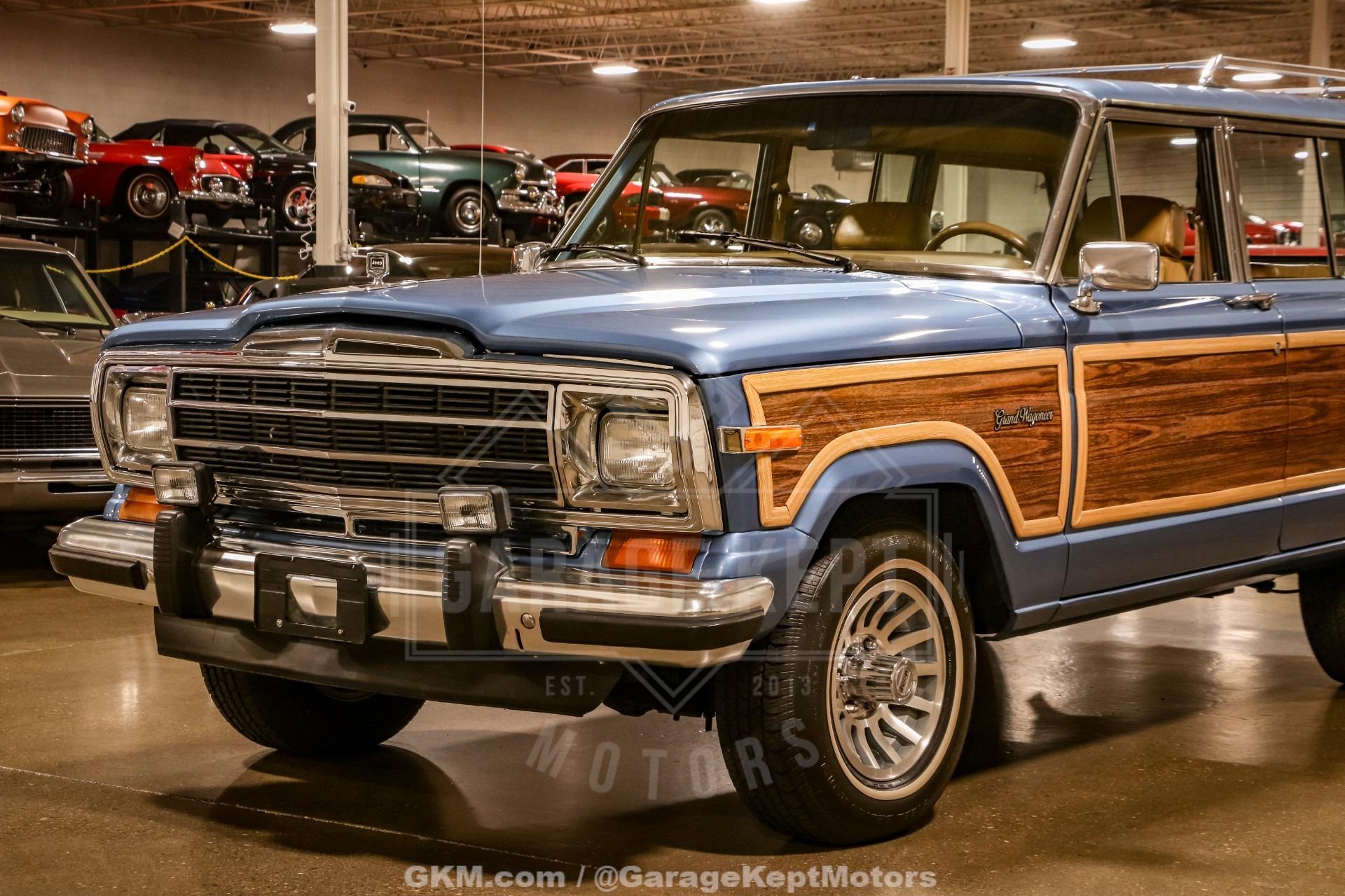 1987 Jeep Grand Wagoneer