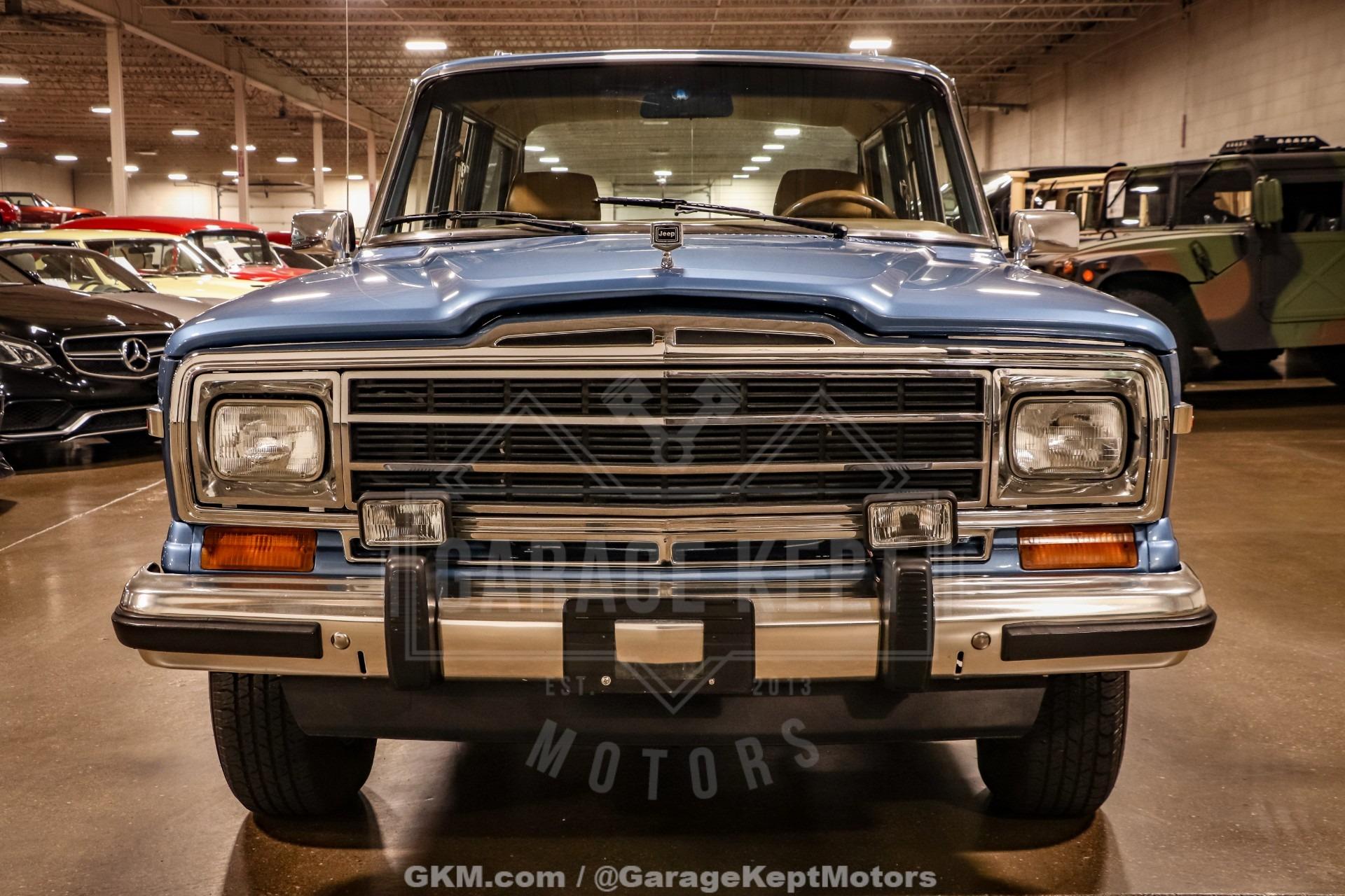 1987 Jeep Grand Wagoneer