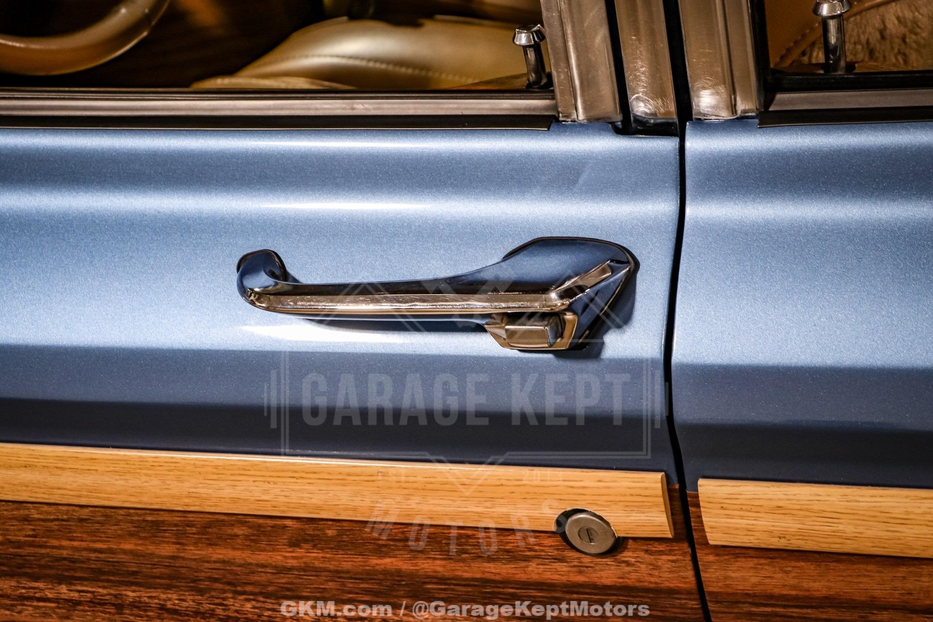 1987 Jeep Grand Wagoneer