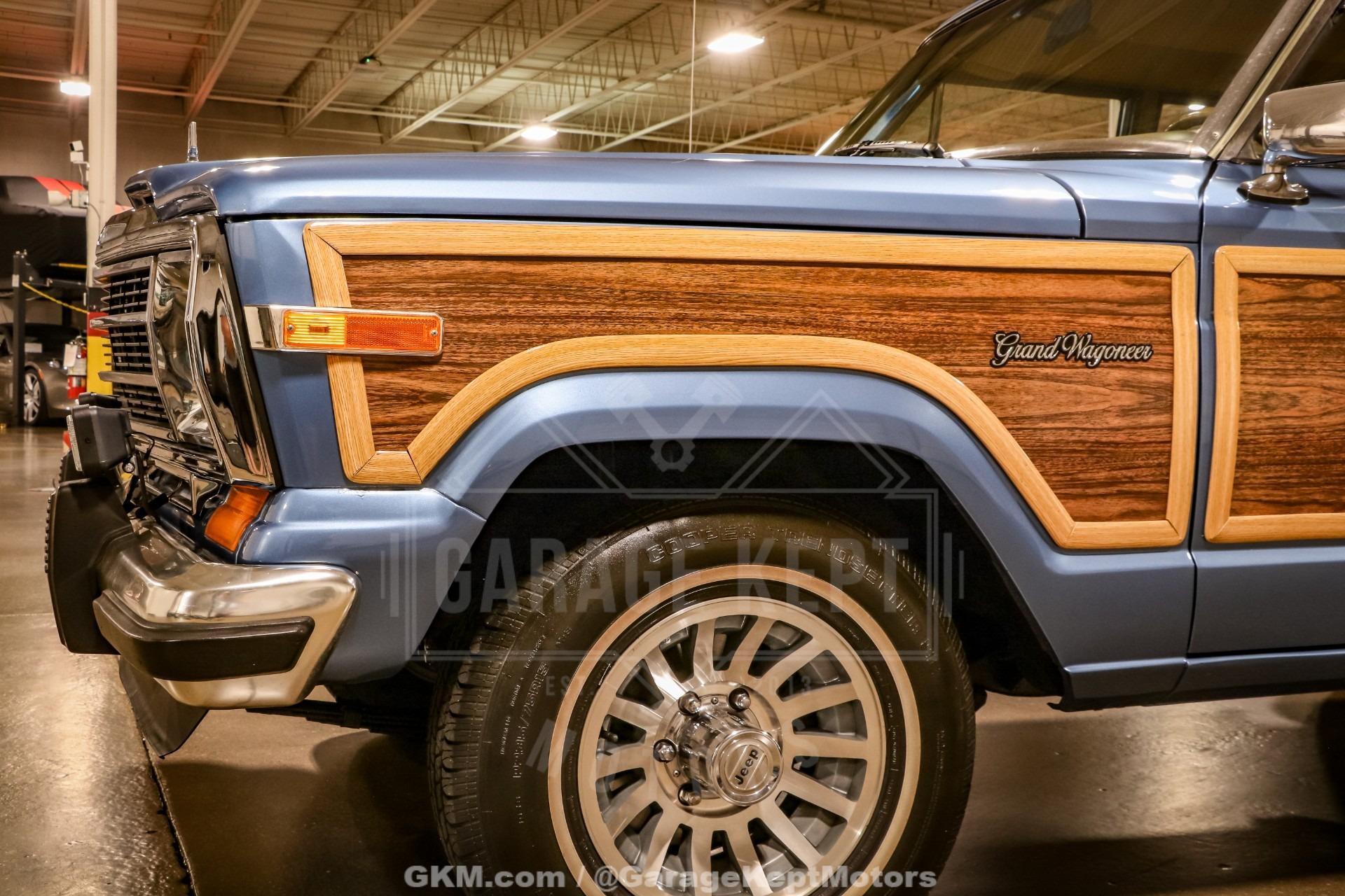 1987 Jeep Grand Wagoneer