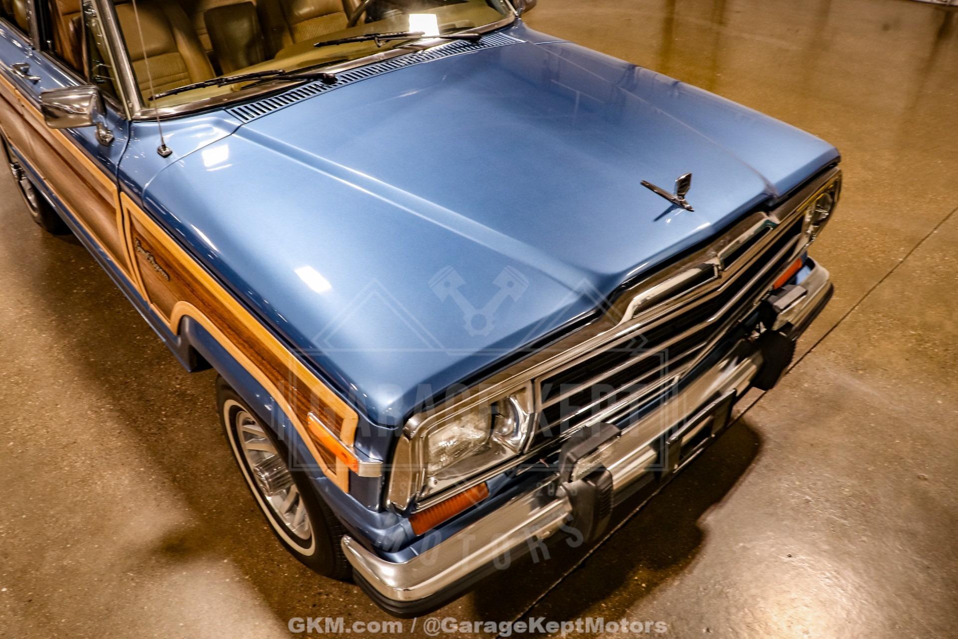 1987 Jeep Grand Wagoneer - 4