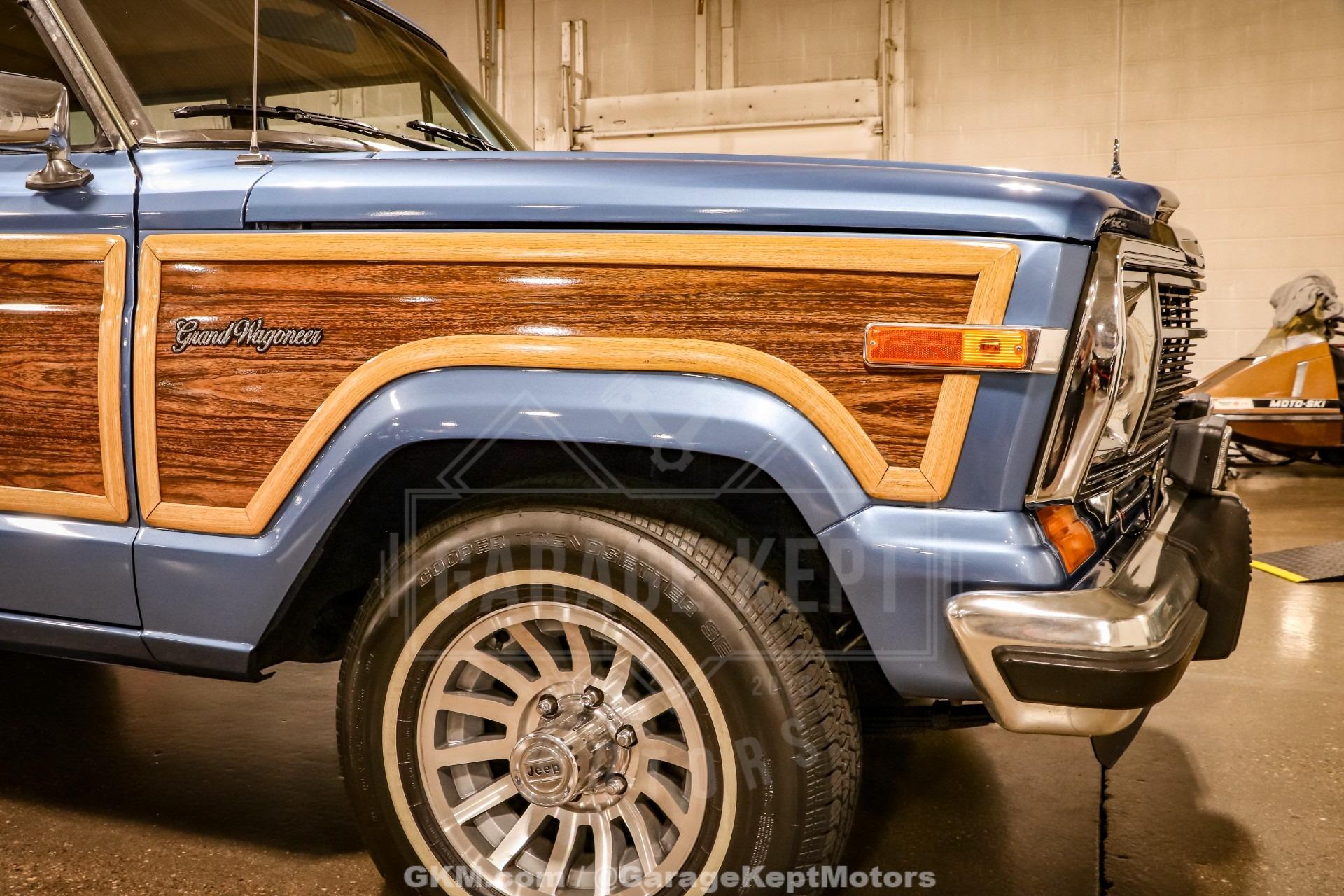 1987 Jeep Grand Wagoneer