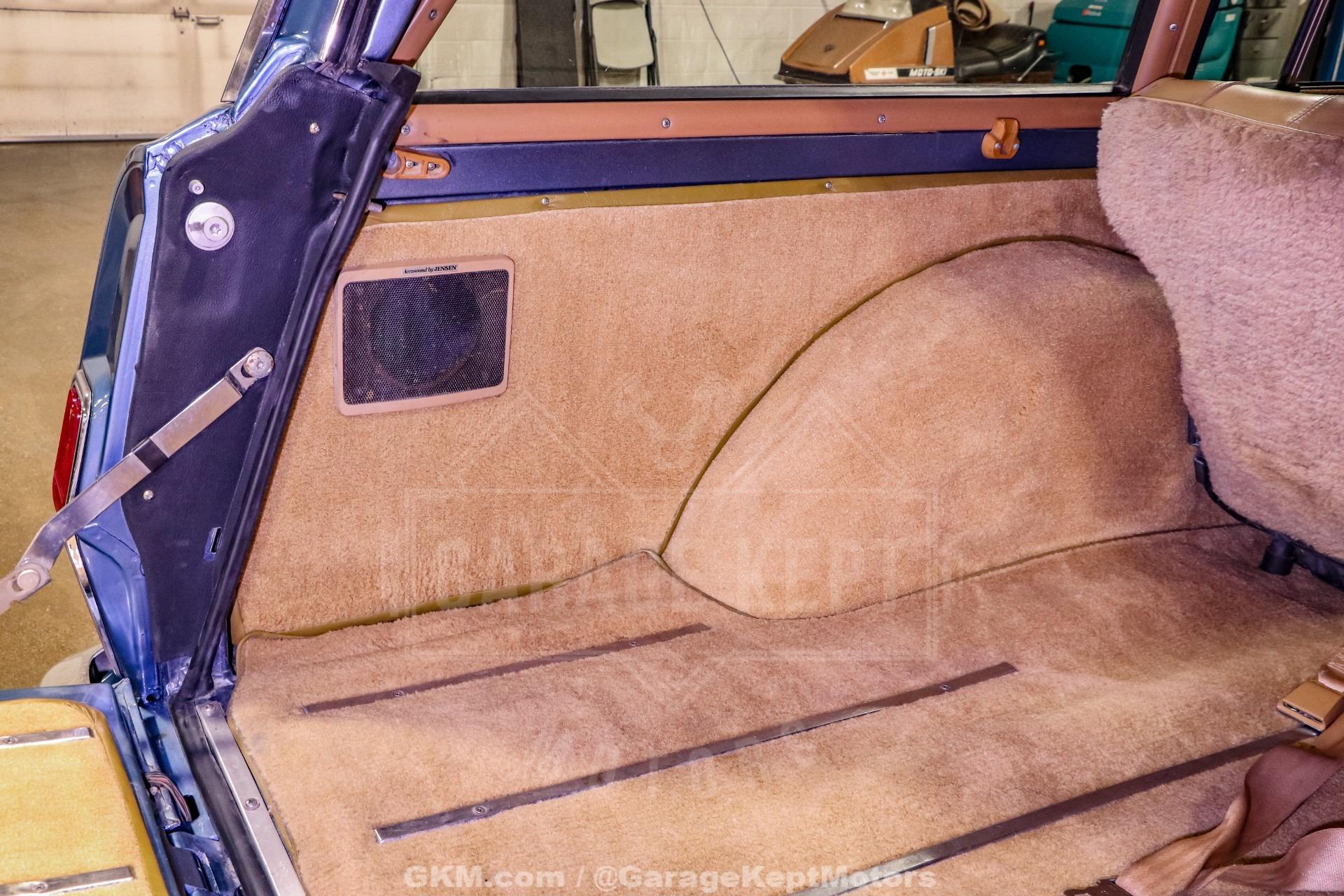 1987 Jeep Grand Wagoneer