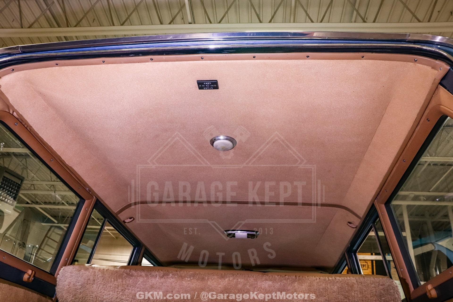 1987 Jeep Grand Wagoneer