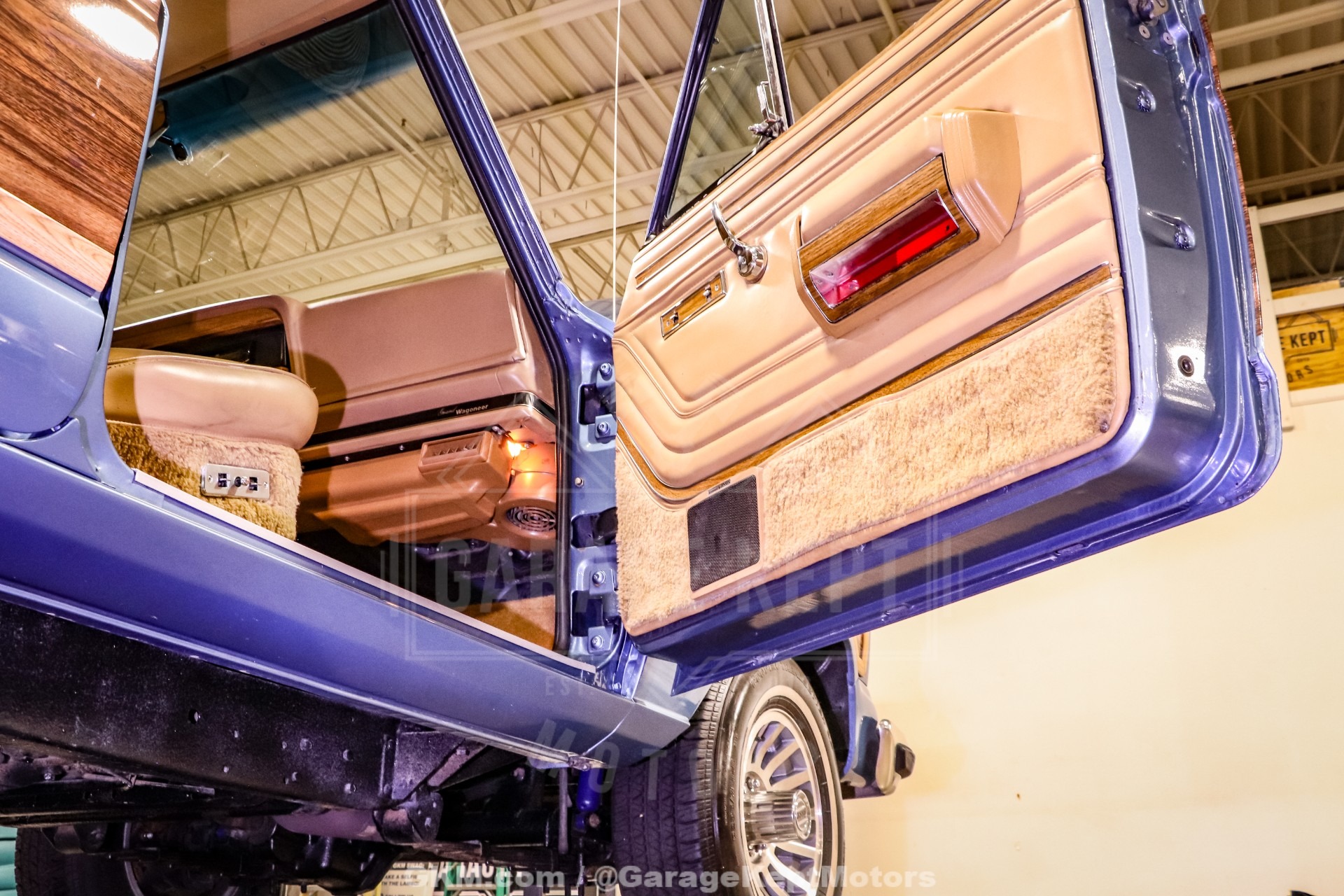 1987 Jeep Grand Wagoneer