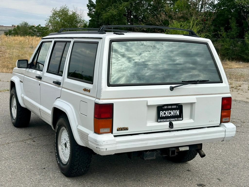 1991 Jeep Cherokee Limited - 3