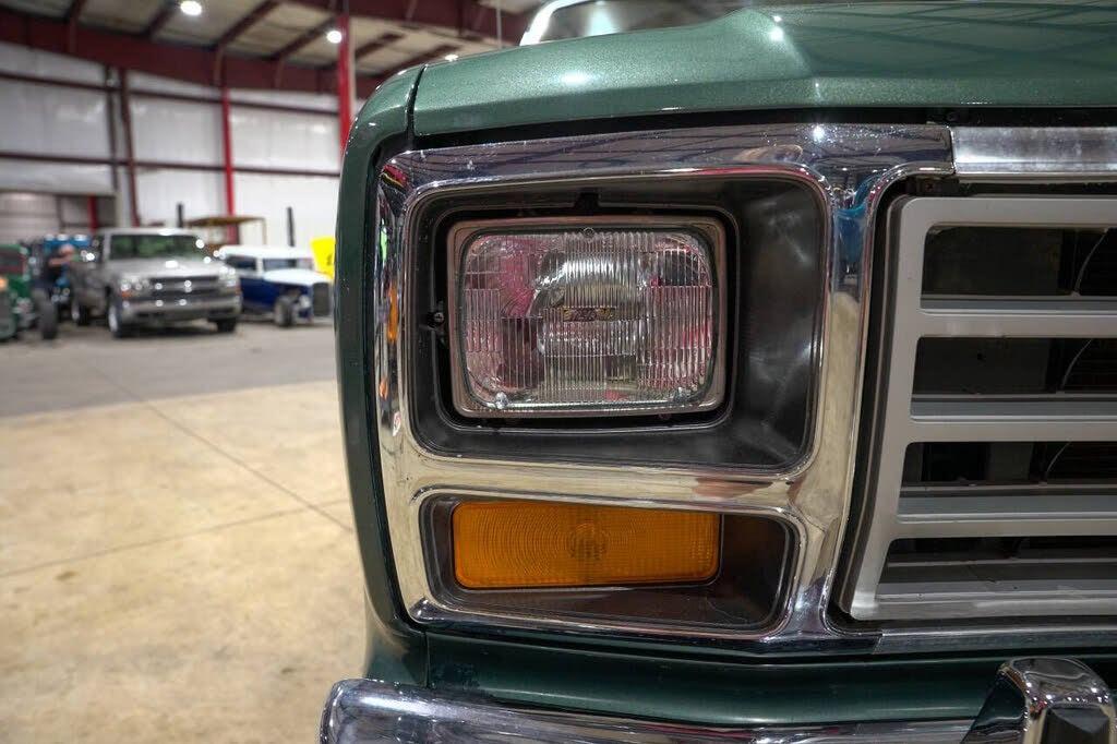 52k-Mile 1986 Ford F-250 4x4