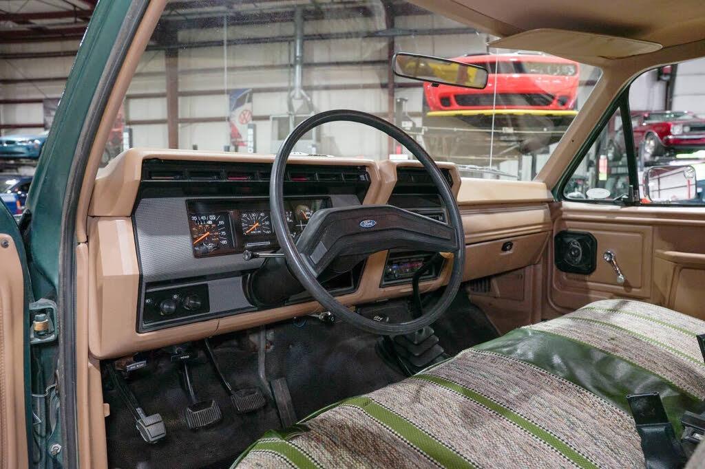 52k-Mile 1986 Ford F-250 4x4