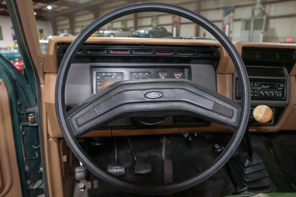 52k-Mile 1986 Ford F-250 4x4