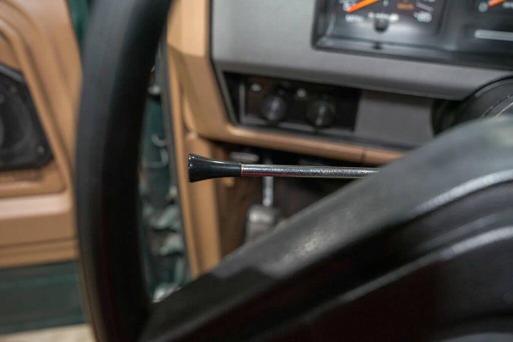 52k-Mile 1986 Ford F-250 4x4