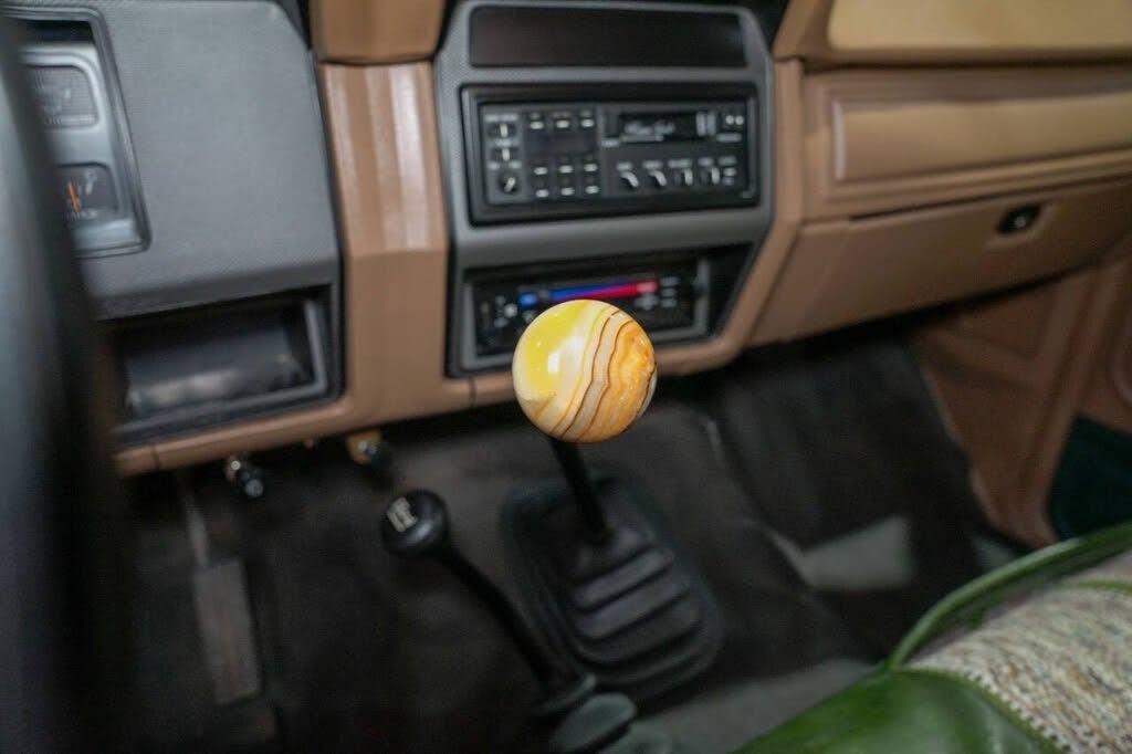 52k-Mile 1986 Ford F-250 4x4